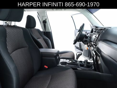 Used 2019 Toyota 4Runner TRD Off-Road AWD/4WD image 35