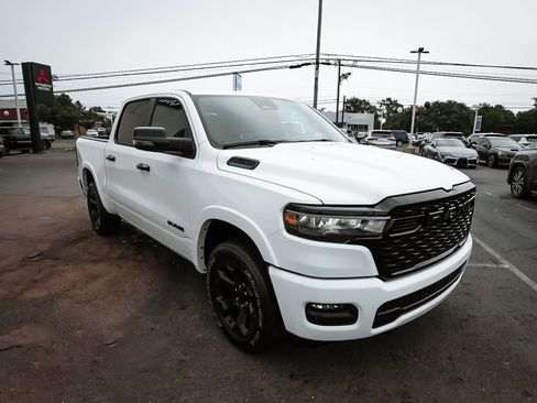 Used 2025 RAM 1500 Big Horn AWD/4WD image 3