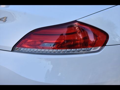 Used 2016 BMW Z4 sDrive28i RWD image 45
