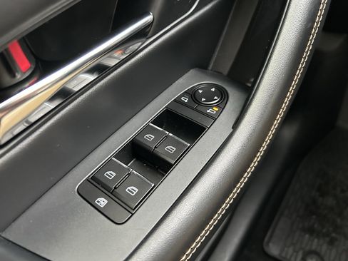 Used 2024 MAZDA CX-90 3.3 Turbo w/ Preferred Plus image 29