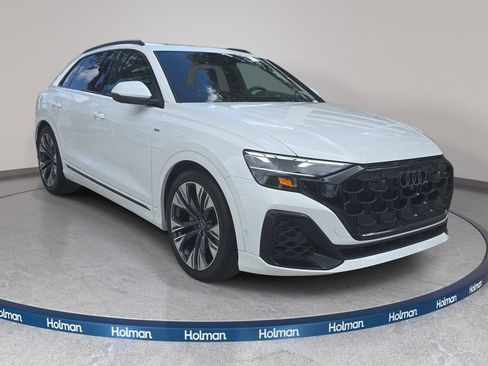Certified 2025 Audi Q8 Premium Plus w/ Premium Plus Package AWD/4WD image 4
