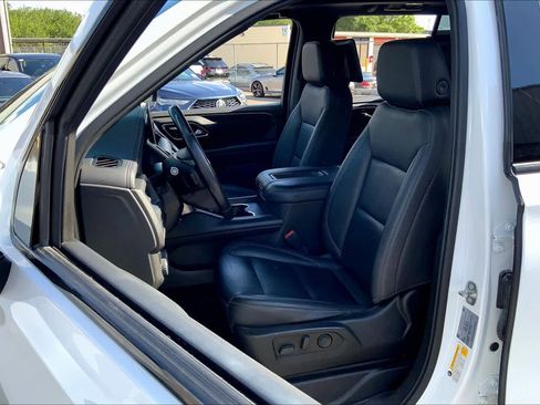 Used 2021 Chevrolet Tahoe Z71 w/ Rear Media and Nav Package image 7