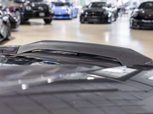 Used 2021 Lamborghini Huracan EVO image 15