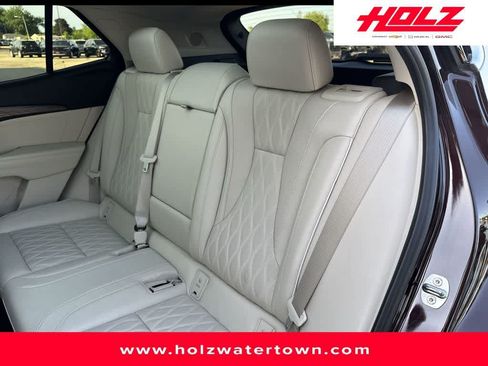 Certified 2023 Buick Envision Avenir AWD/4WD image 24