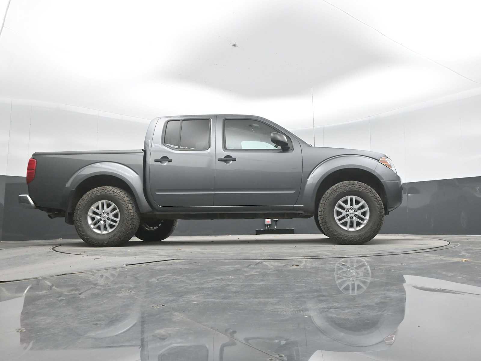 Used 2021 Nissan Frontier SV AWD/4WD image 29