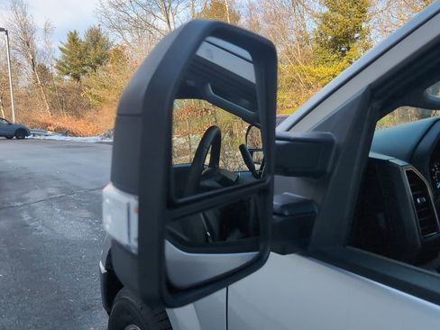 Certified 2019 Ford F150 XLT w/ Equipment Group 302A Luxury image 36