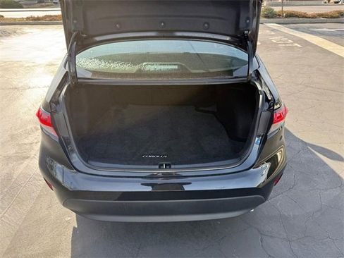 Used 2024 Toyota Corolla LE image 6