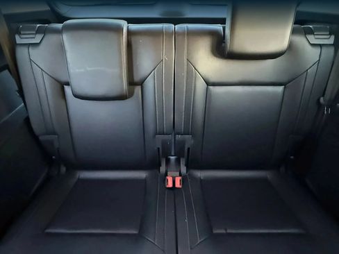 Used 2018 Volkswagen Atlas SE FWD image 23
