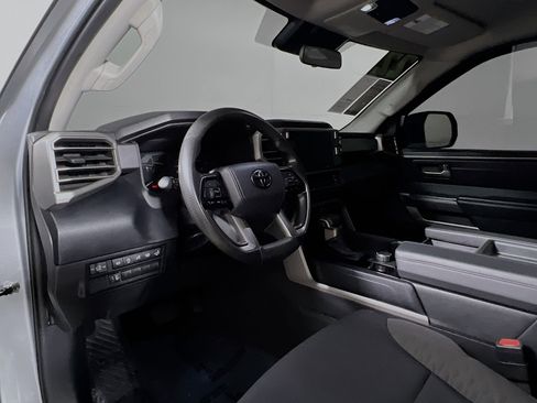Used 2022 Toyota Tundra SR5 image 29