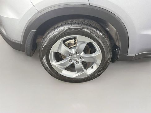 Used 2021 Honda HR-V LX image 32