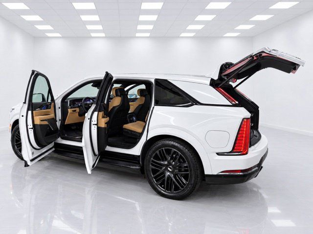 Used 2025 Cadillac Escalade IQ Sport 2 w/ LPO, ONYX Package AWD/4WD image 20
