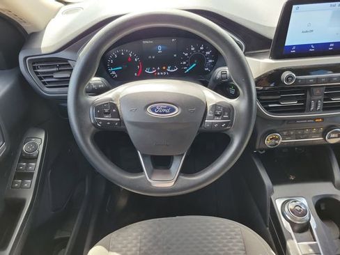 Used 2020 Ford Escape SE image 13