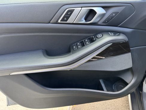 Used 2019 BMW X5 xDrive40i w/ Premium Package 2 image 22