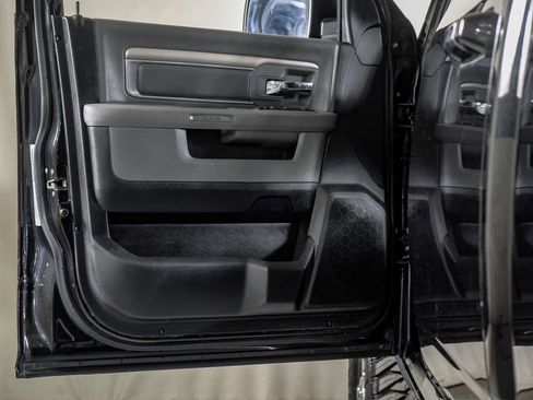 Used 2017 RAM 2500 Lone Star image 32