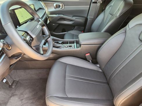 New 2026 Kia Sorento X-Line EX image 9
