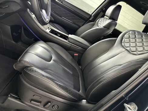 Used 2022 Hyundai Palisade Calligraphy image 11