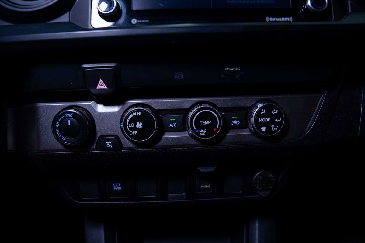 Used 2021 Toyota Tacoma SR AWD/4WD image 5