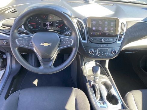 Used 2024 Chevrolet Malibu LT image 13