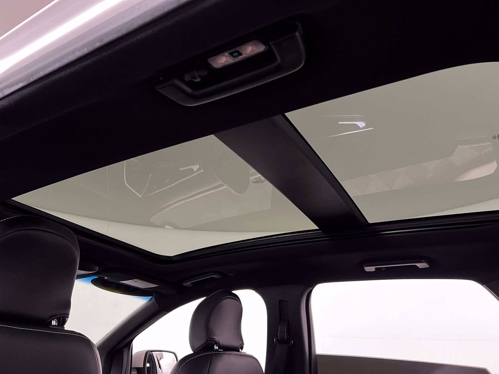 Used 2019 Ford Edge ST w/ Equipment Group 401A AWD/4WD image 27