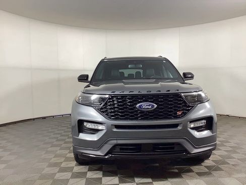 Used 2024 Ford Explorer ST image 6