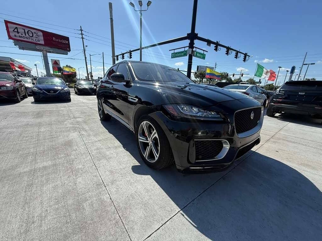 Used 2020 Jaguar F-PACE S AWD/4WD image 2