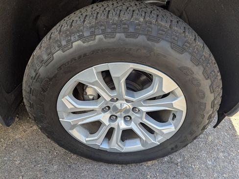 Used 2022 Chevrolet Silverado 1500 LTZ image 5