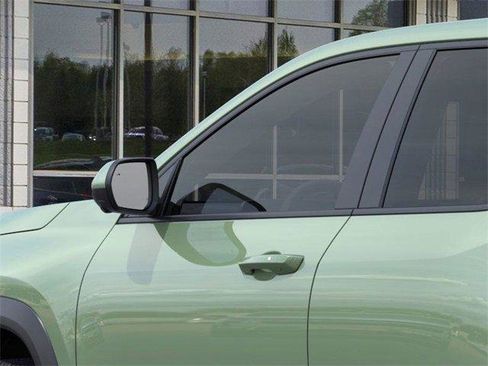 New 2026 Chevrolet Equinox LT image 12