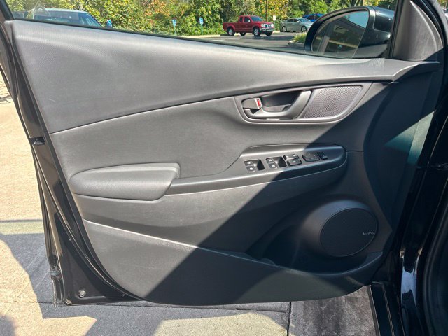 Used 2021 Hyundai Kona Ultimate FWD image 15