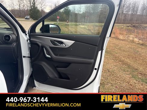 New 2025 Chevrolet Blazer LT w/ Midnight/Sport Edition image 23