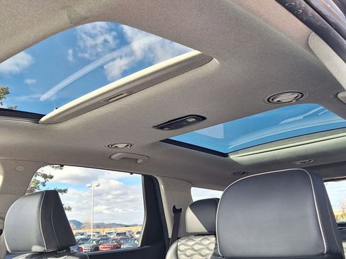 Certified 2021 Hyundai Palisade Limited w/ Cargo Package image 26