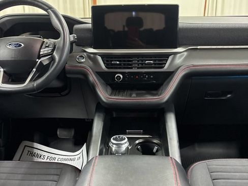 Used 2025 Ford Explorer ST-Line w/ Premium Package AWD/4WD image 26