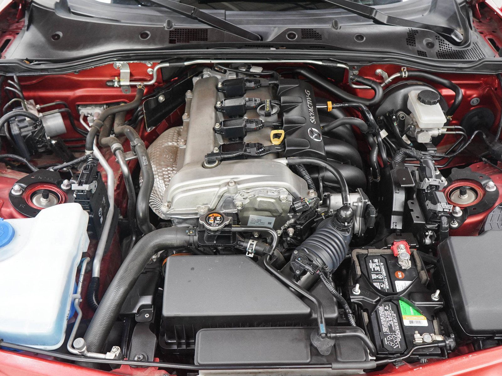 Used 2020 MAZDA MX-5 Miata RF Grand Touring RWD image 29