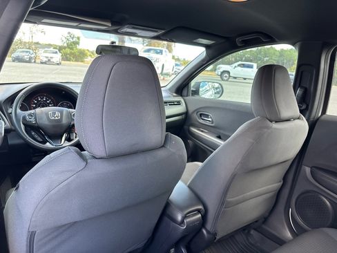 Used 2021 Honda HR-V Sport image 19