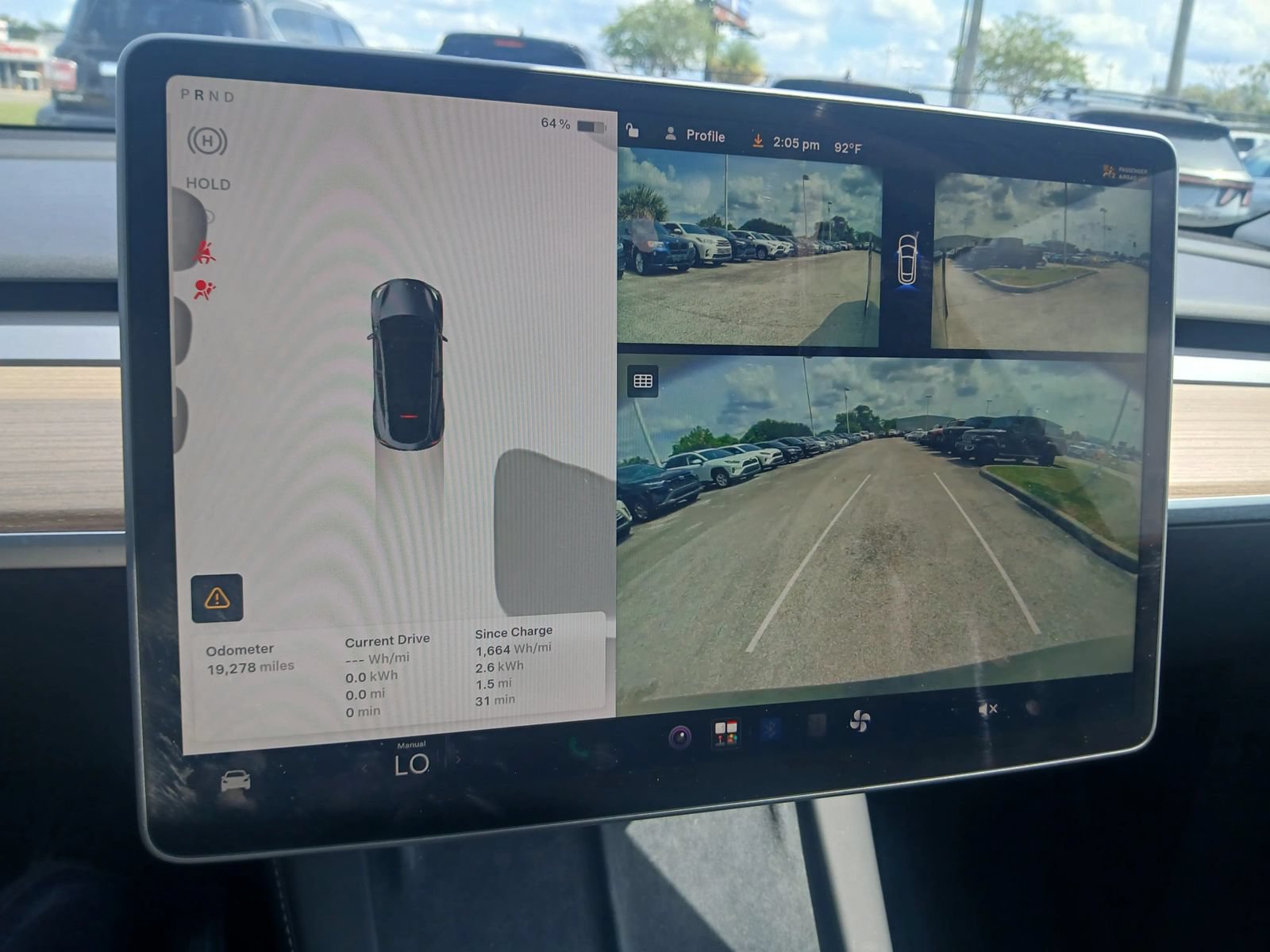 Used 2023 Tesla Model Y Long Range AWD/4WD image 27