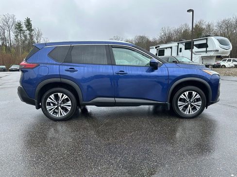 Used 2021 Nissan Rogue SV w/ Premium Package AWD/4WD image 6