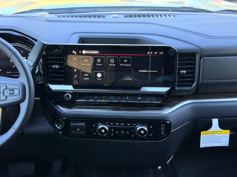 New 2026 GMC Sierra 1500 SLE w/ Max Trailering Package image 15