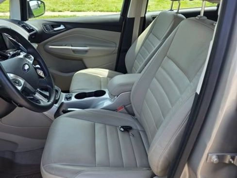 Used 2015 Ford C-MAX Energi SEL w/ Equipment Group 303A FWD image 6