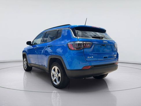 Used 2024 Jeep Compass Latitude AWD/4WD image 6