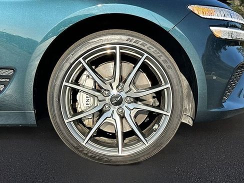 Used 2025 Genesis G70 2.5T image 31