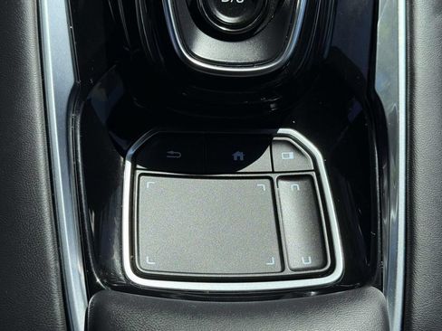 Used 2025 Acura RDX SH-AWD image 24