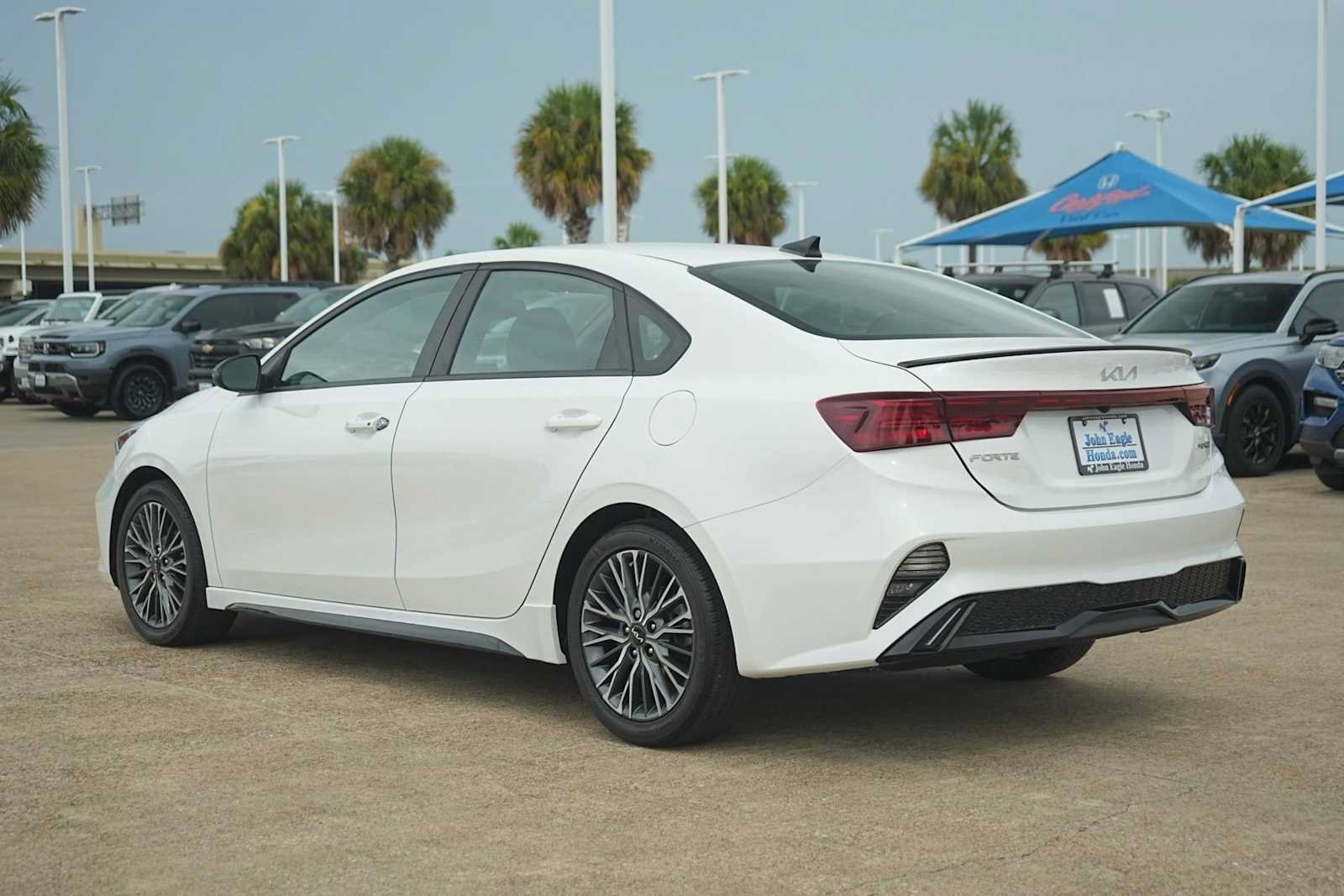 Used 2023 Kia Forte GT-Line FWD image 4