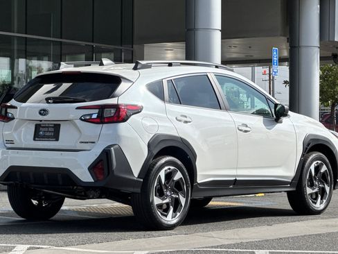 Used 2026 Subaru Crosstrek 2.5i Limited w/ Crosstrek Mirror Package AWD/4WD image 4