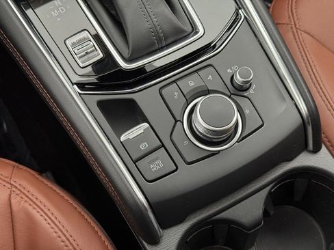 Certified 2024 MAZDA CX-5 Carbon Edition image 18