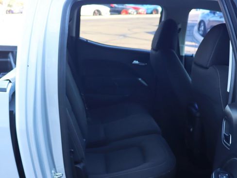 Used 2018 Chevrolet Colorado LT RWD image 27
