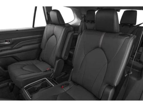 New 2026 Toyota Grand Highlander AWD image 12