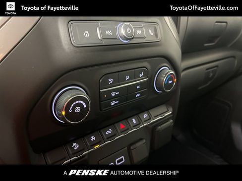Used 2022 Chevrolet Silverado 1500 Custom Trail Boss w/ Safety Confidence Package AWD/4WD image 28