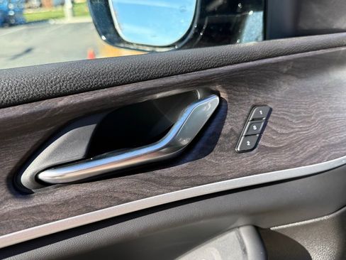 New 2025 Jeep Grand Cherokee Limited w/ Trailer Tow Package image 13