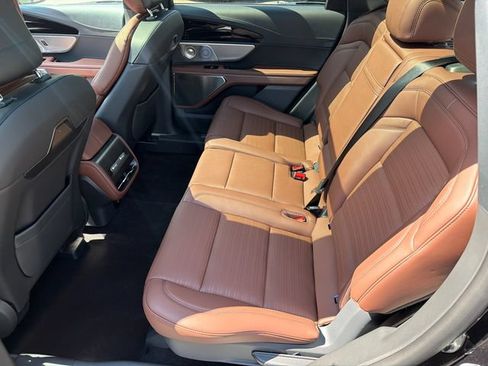 New 2026 Lincoln Nautilus Reserve AWD/4WD image 21