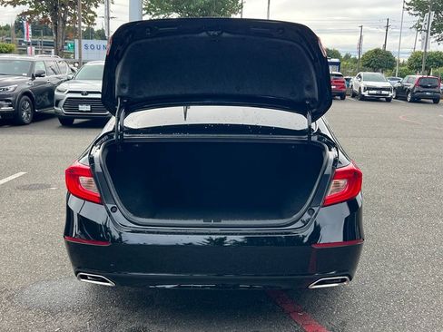 Used 2019 Honda Accord Sport image 10