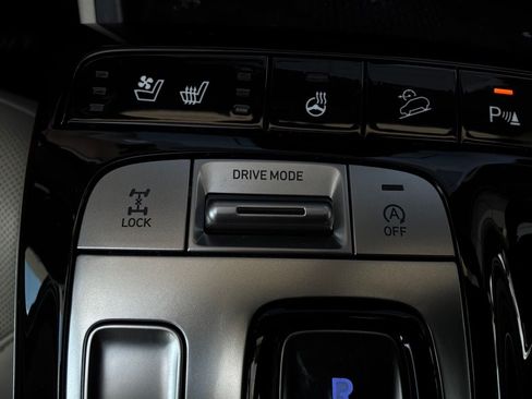 Used 2023 Hyundai Tucson Limited AWD/4WD image 29